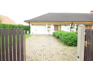 Фото номера Полулюкс с сауной Апартаменты Cat Garden Riga Airport Apartments г. Mežares 53
