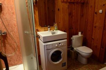 Фото номера Полулюкс с сауной Апартаменты Cat Garden Riga Airport Apartments г. Mežares 30