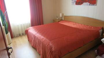 Фото номера Полулюкс с сауной Апартаменты Cat Garden Riga Airport Apartments г. Mežares 64